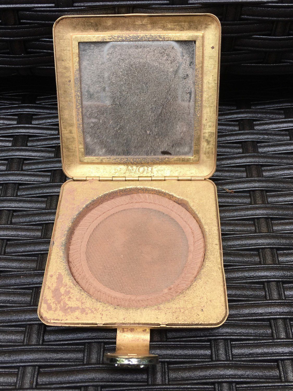 Vintage Compact by Avon. Gold Tone Compact with Floral Rhinestone Clasp and Interior Mirror. Fashion Accessory. Gift for Her. Purse Mirror